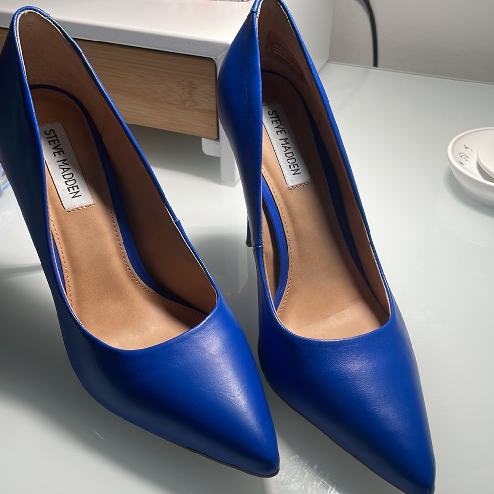 Size 8 Steve Madden Daisie Pumps